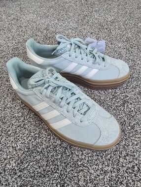 Adidas Originals Gazelle Platform Bold Sneakers Women's 7.5 Ash Green Gum Soles